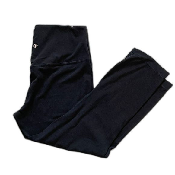 Lululemon Athletica Women's Black Mid-Calf Crop Soft Touch Leggings Size 8 - Picture 1 of 7